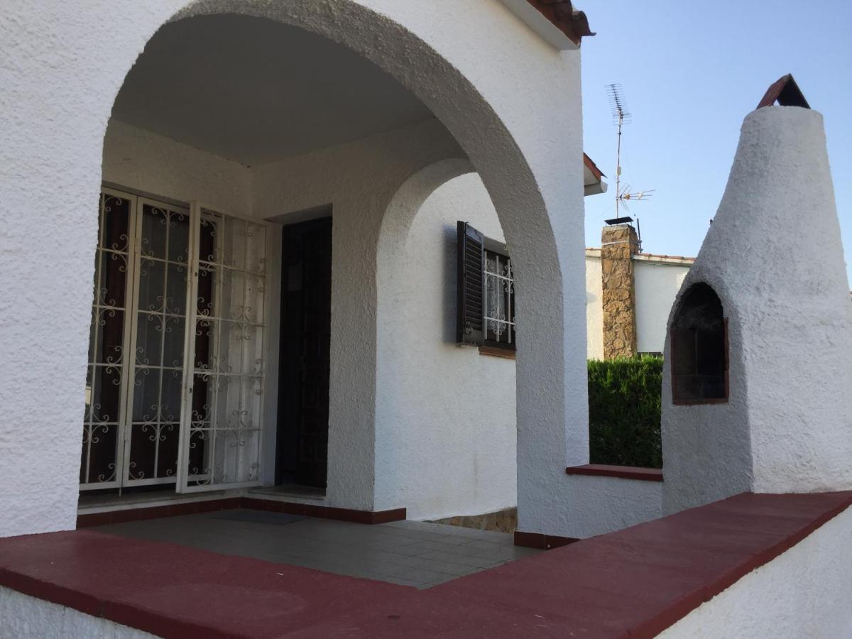 Villa Les Roches L' Escala Exterior foto